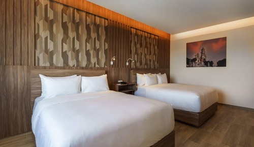 Standard Room, 2 Queen Beds, Non Smoking