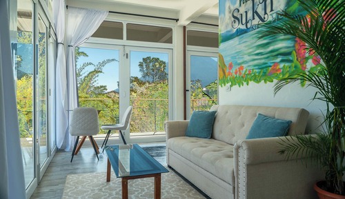 Superior House, Bathtub, Partial Lake View