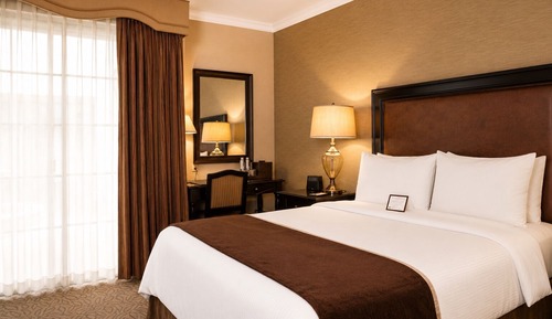 Premier Room