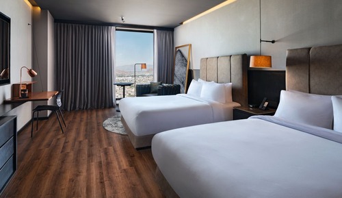 Standard Room, 1 King Bed