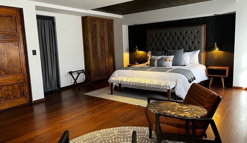 Superior Suite, 1 King Bed