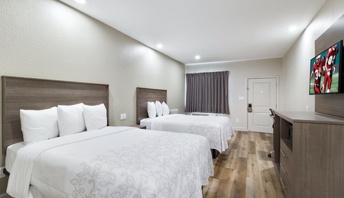 Superior Room, 2 Queen Beds (Smoke Free)