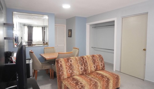Suite, 1 King Bed, Non Smoking