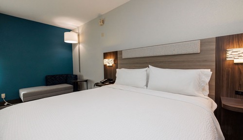 Room, 1 Queen Bed, Accessible (Communications)