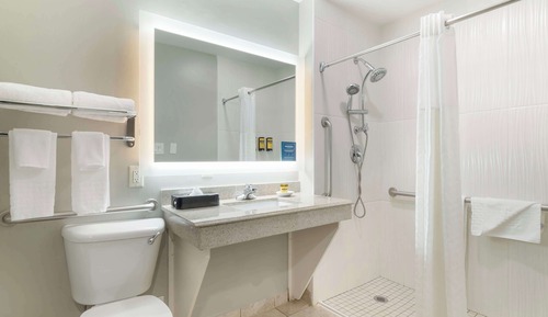 Junior Suite, 2 Queen Beds, Accessible, Non Smoking (Walk-in Shower;with Single Sofabed)