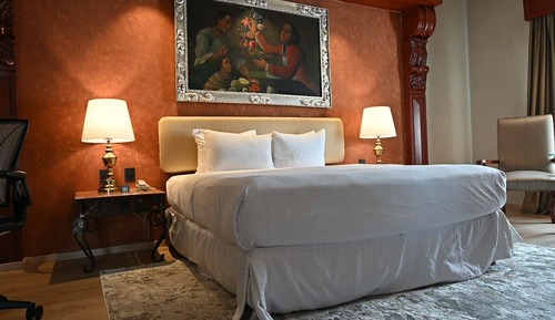 Junior Suite, 1 King Bed