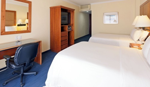 Standard Room, 2 Queen Beds (Extra Floor Space)