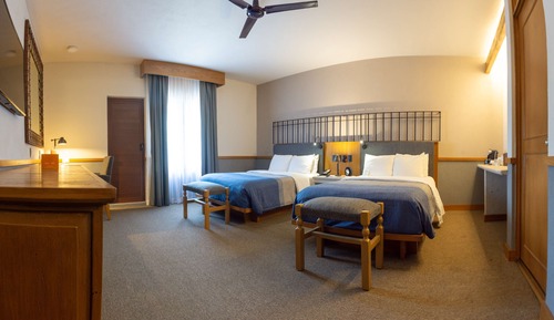 Deluxe Two Beds