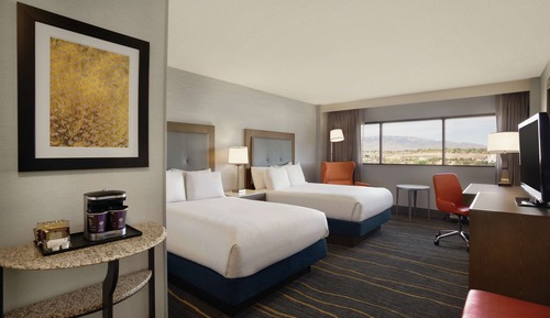 Room, 2 Double Beds, Mountain View