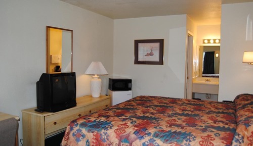 Standard Room, 1 King Bed, Non Smoking