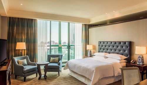 Classic Room, 1 King Bed, Tower