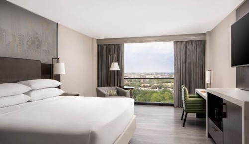 Club Room, 1 King Bed