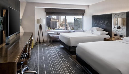 Room, 2 Queen Beds, City View