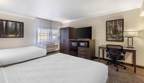 Standard Room, 2 Queen Beds, Accessible, Non Smoking