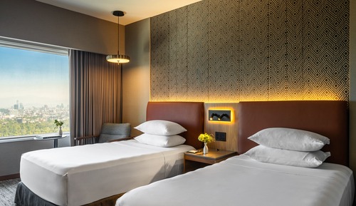 Club Room, 2 Twin Beds (Regency, High Floor)