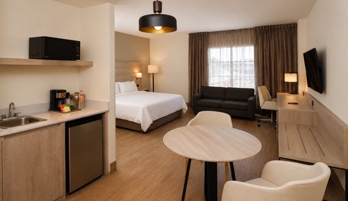 Suite, 1 King Bed