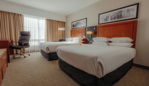 Deluxe Room, 2 Double Beds, Pool View