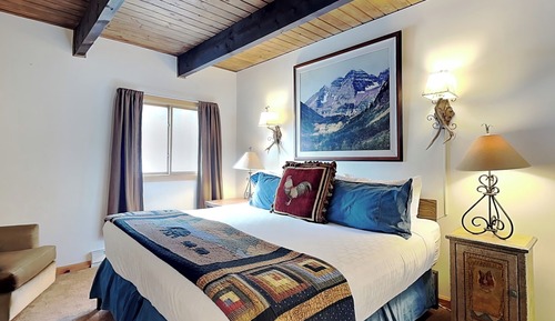 Deluxe One Bedroom ~ C2F