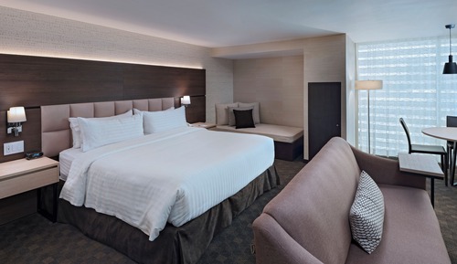 Suite, 1 King Bed (Kitchen Area)