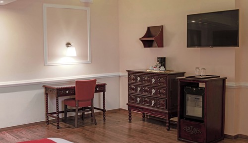 Deluxe Room, 1 King Bed