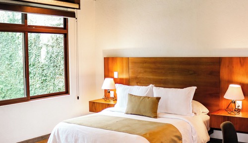 Basic Double Room, Pool View