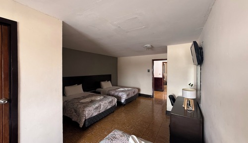 Basic Triple Room