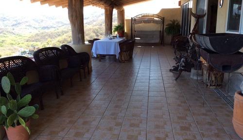 Deluxe Double Room, 1 King Bed, Jetted Tub, Bay View