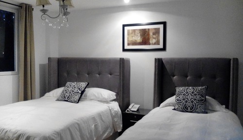 Triple Room (One Double + Twin Bed)