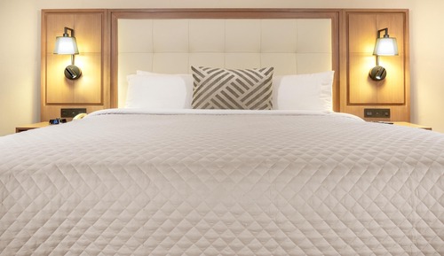 Superior Room, 1 King Bed, Balcony