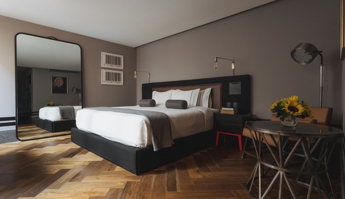 Superior Room, 1 King Bed