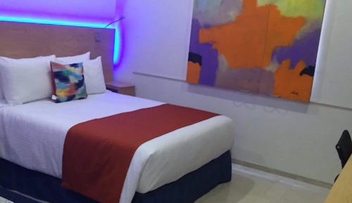 Standard Room, 1 Queen Bed