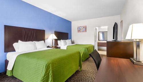 Standard Room, 2 Queen Beds, Non Smoking