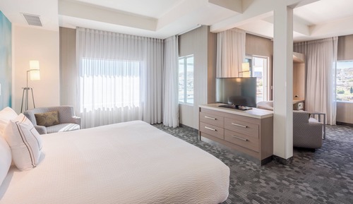 Suite, 1 Bedroom, Balcony