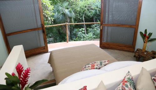 Cabin with Mountain View