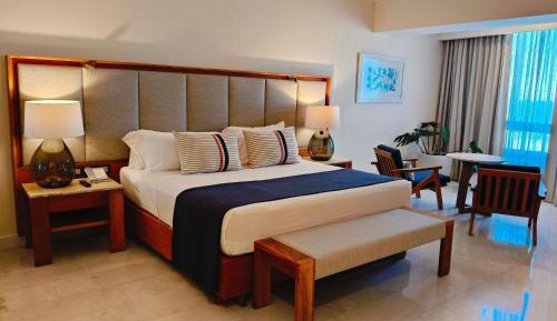 Superior King Room with Ocean View