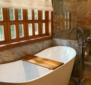 Deluxe Double Room with Bath