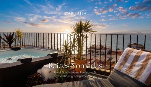 Deluxe Suite with Sea View
