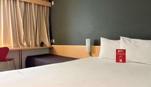 Standard Double Room with Two Double Beds