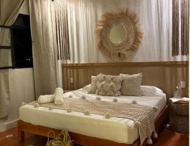 Deluxe Room (2 Adults + 1 Child)