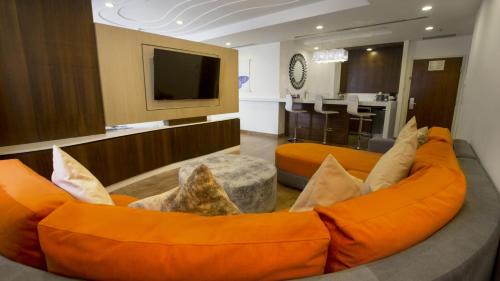 Deluxe Suite