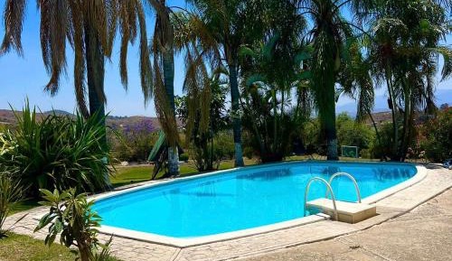 Deluxe Double or Twin Room with Mountain View