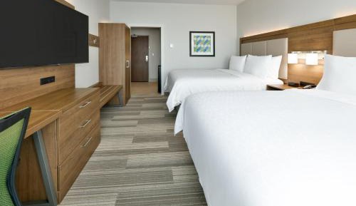 Standard Room with Two Queen Beds