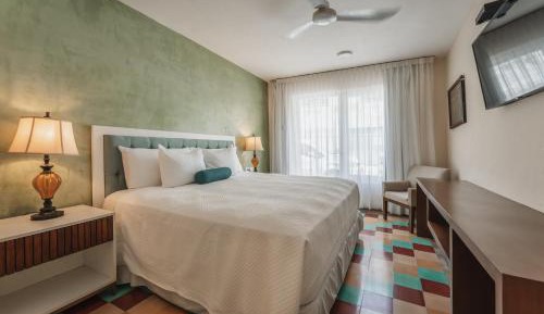 Junior Suite with Private Pool