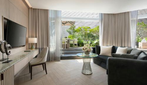 Executive King Suite with Terrace and Whirlpool - Butler Service