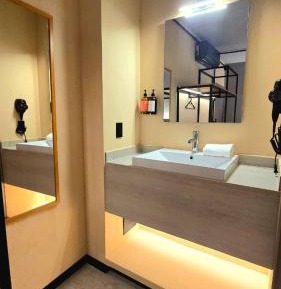 Large Double Room