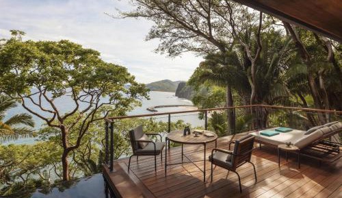 Panoramic Ocean Cliff Villa