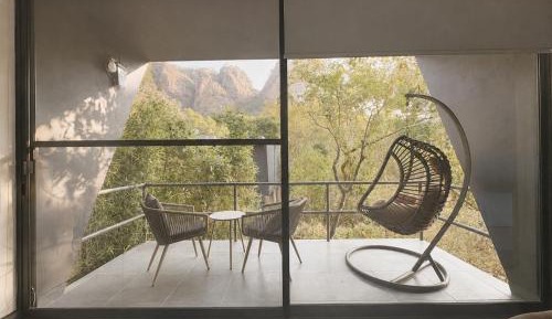 Double Room with Mountain View