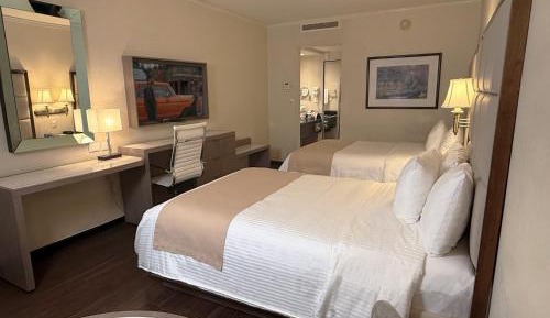 Standard Twin Room with Garden View