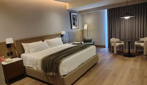 Suite with City View