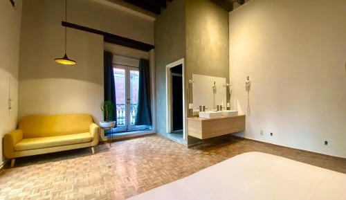 King Room with Balcony